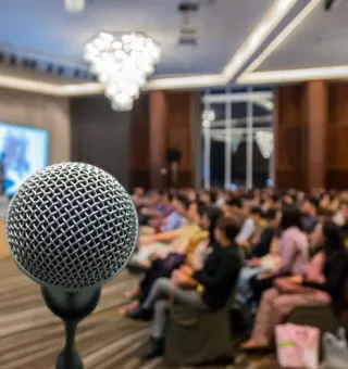 Espaço montado para evento corporativo